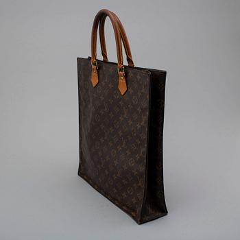 LOUIS VUITTON 'Sac Plât'.