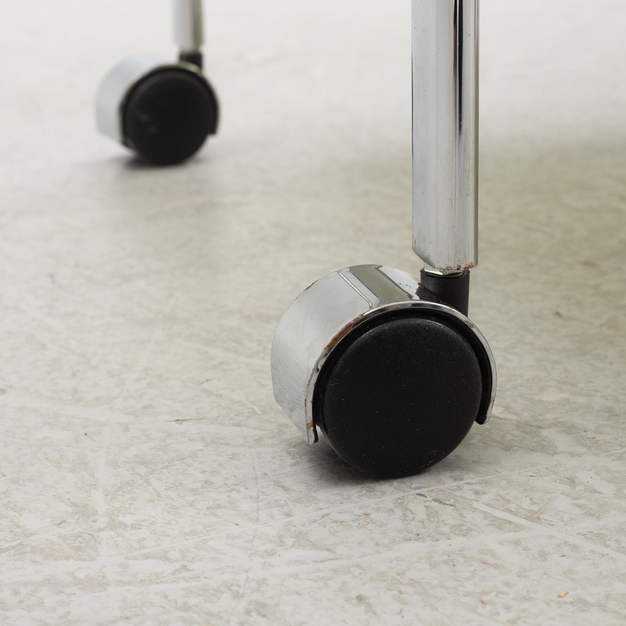 A serving trolley, 1980s.