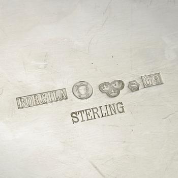 BRICKA, silver, Borgila, Stockholm, 1957. Vikt ca 1 600 g.