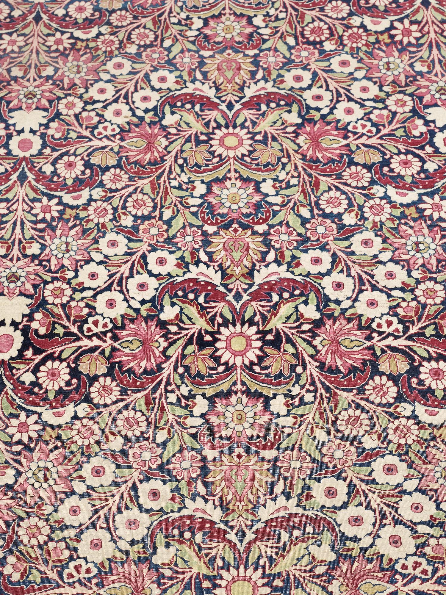 SEMI-ANTIQUE KERMAN LAVAR. 348 x 344 cm.