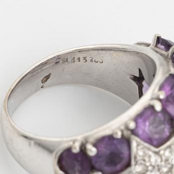 Ring with amethysts and brilliant-cut diamonds.