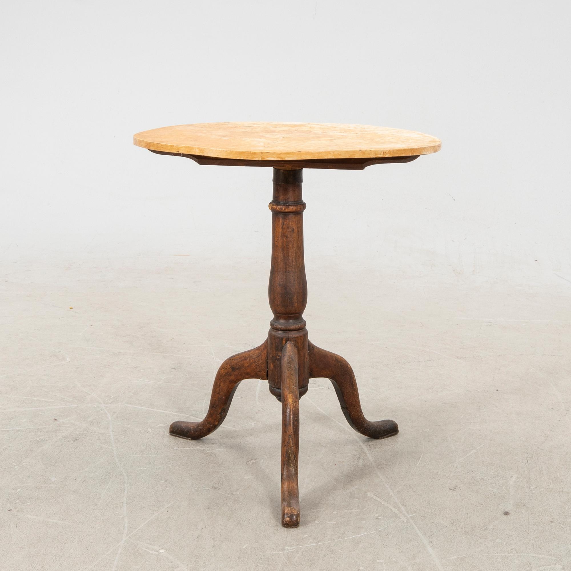 Jacob Siölin, table signed around 1800.
