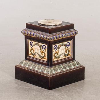 A Rörstrand majolica stand around 1900.
