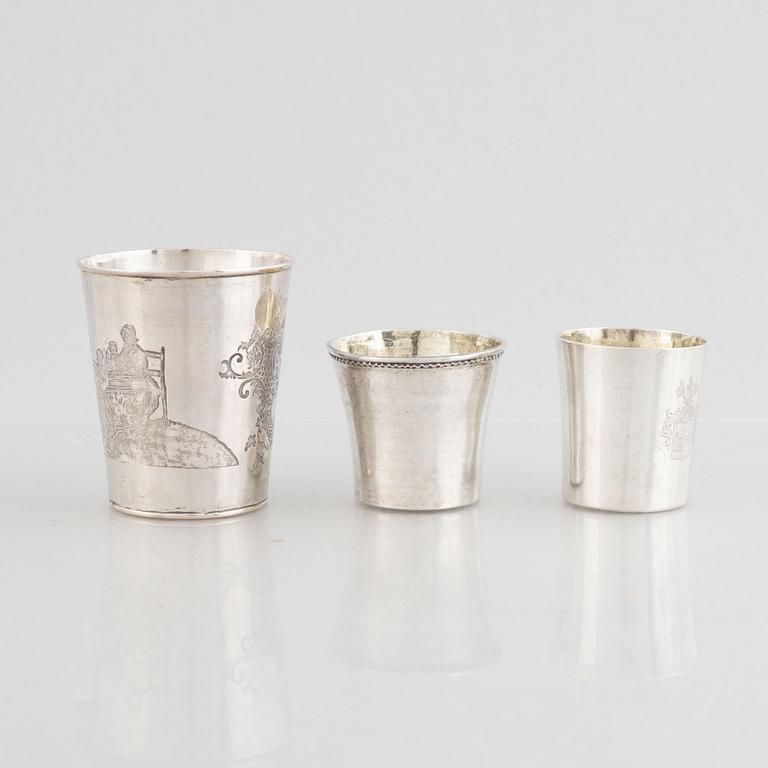 Bägare/supkoppar, 3 st, silver, bl a Johan Abraham Hallard, Stockholm 1807.