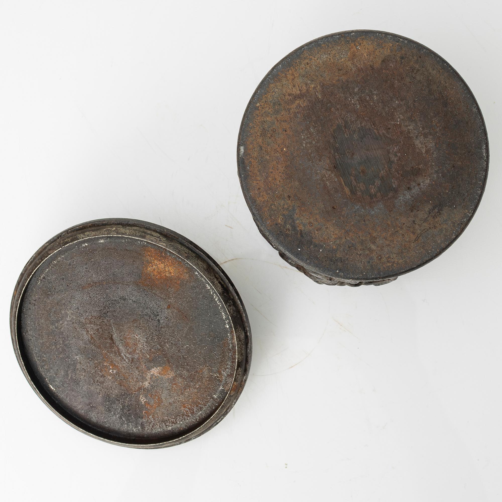 Carl Elmberg, a ”Tobaksburk N:r 1” tobacco jar with lid, Näfveqvarns bruk.