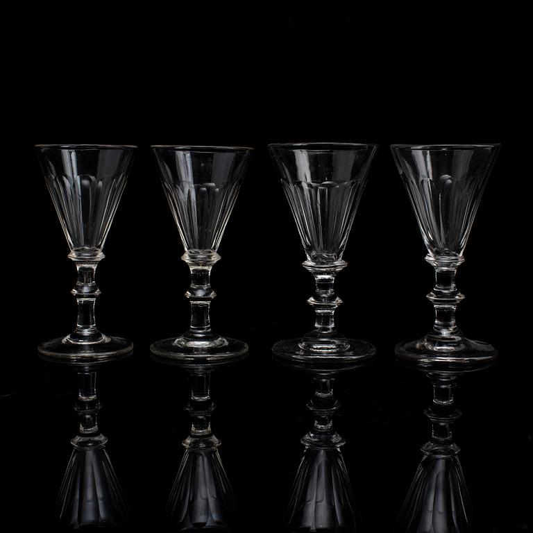 17 glasses, 19th century.