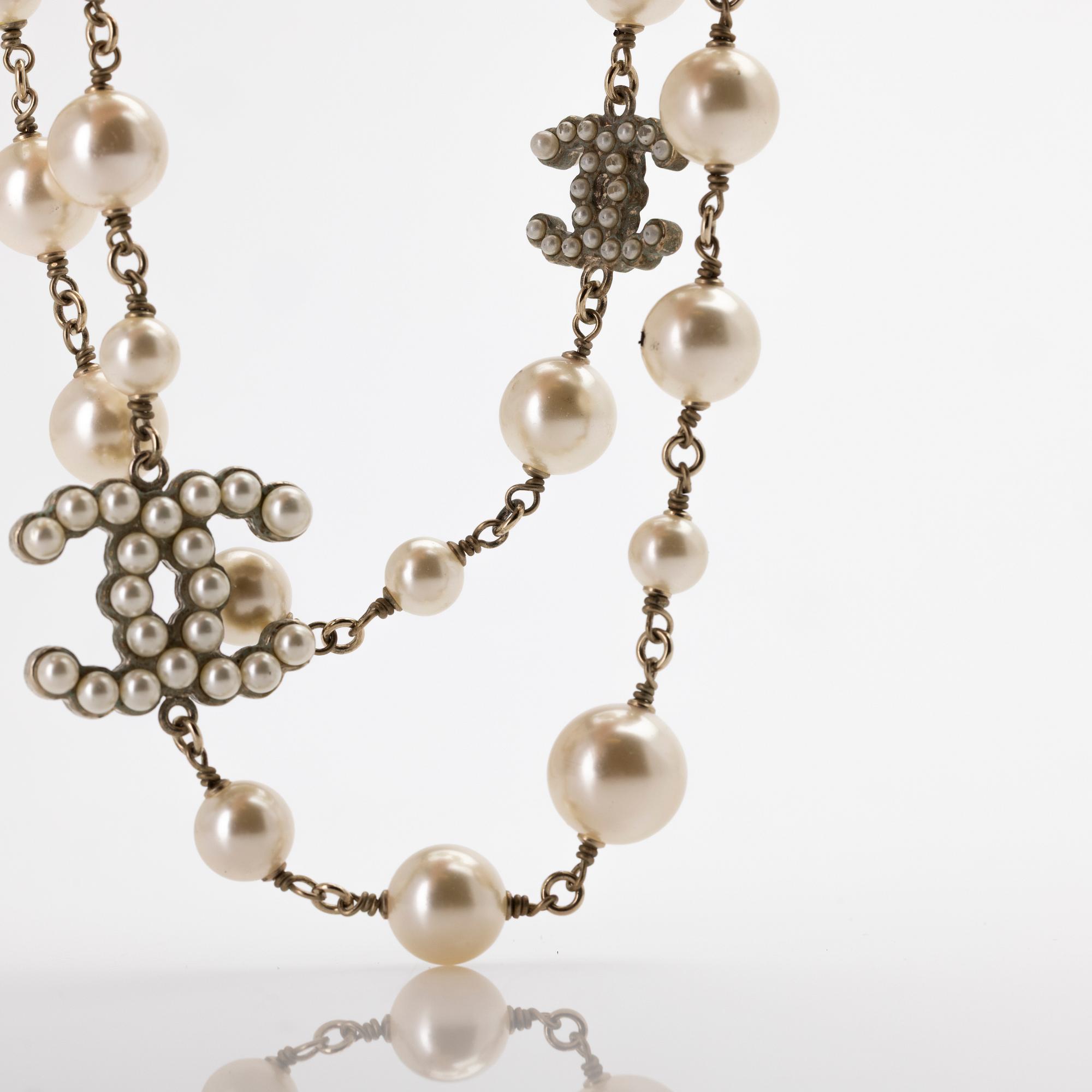 Chanel, Collier.