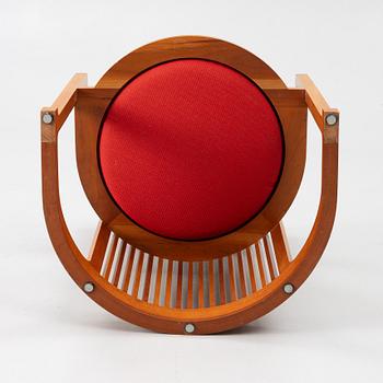 Frank Lloyd Wright, karmstol, modellnummer 606, "Barrel", Cassina.