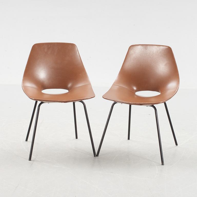 STOLAR, ett par, "Tonneau" Pierre Gauriche för Siège Steiner . 1950-tal.