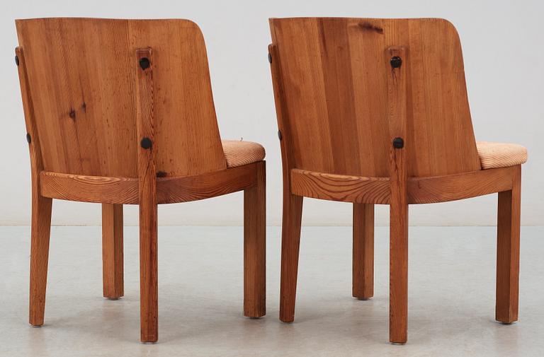 A pair of Axel Einar Hjorth pine arm chairs 'Lovö' by Nordiska Kompaniet, 1930's.