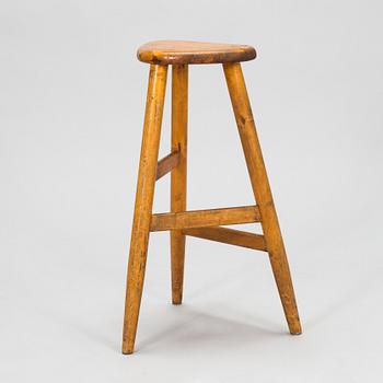 Ilmari Tapiovaara, jakkara, "Elli" Keravan Puuteollisuus 1940-luvun loppu.