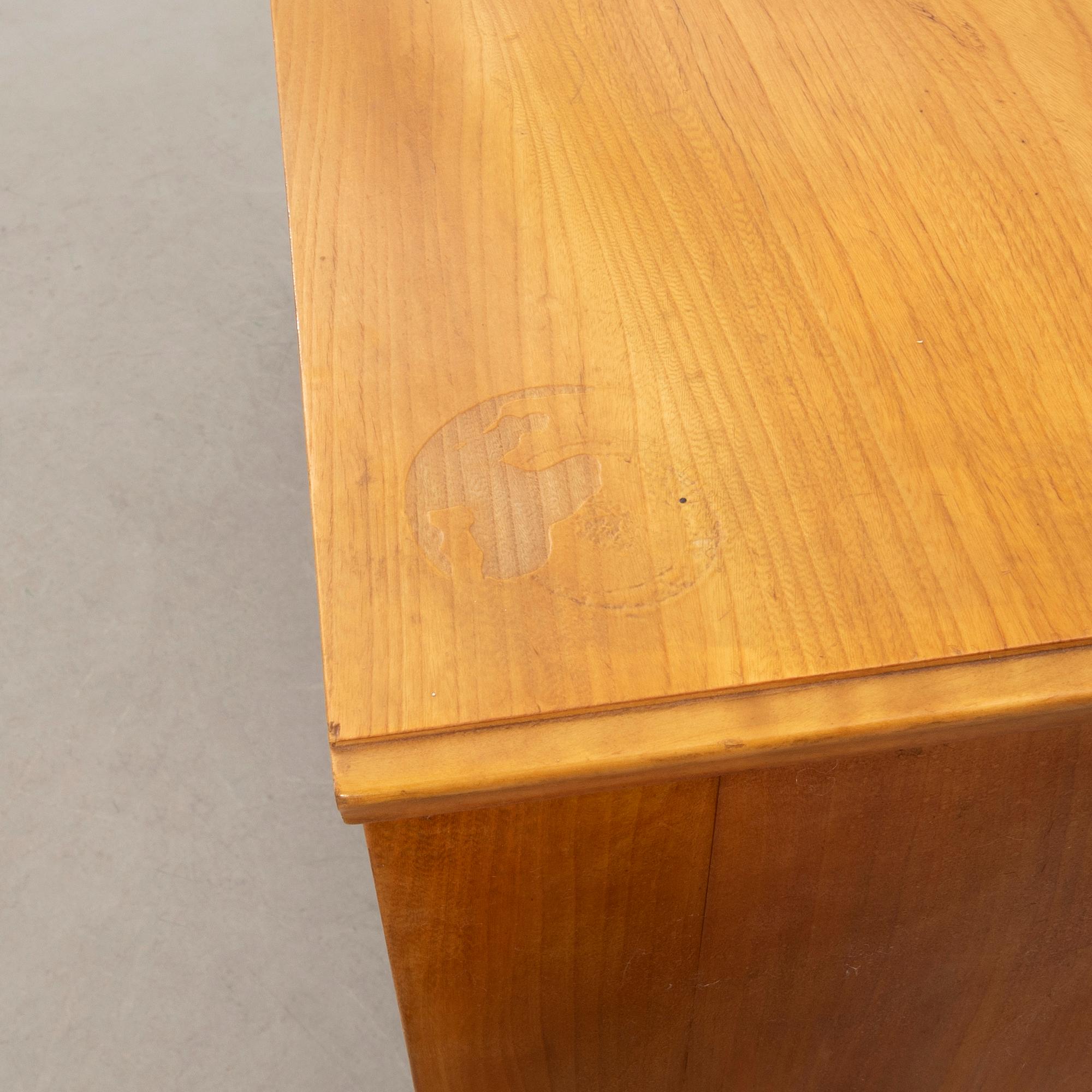 Side table/cabinet A. Ahlström Osakeyhtiö, Warkaus 1940s Scandinavian Modern.