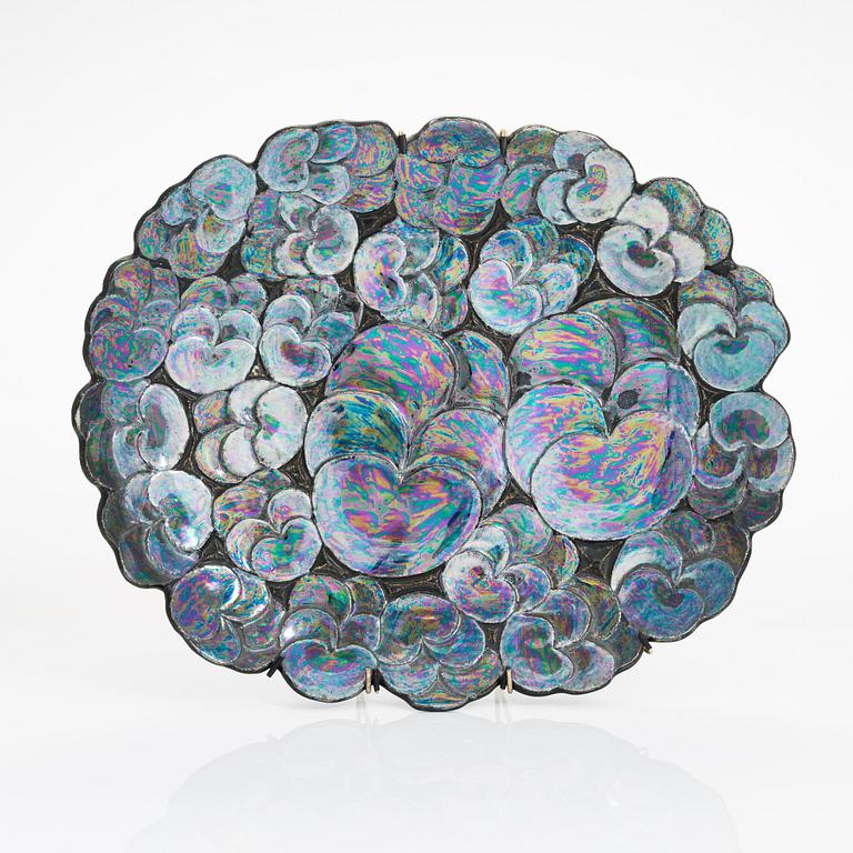 Birger Kaipiainen, a stoneware decorative plate signed Kaipiainen Arabia.