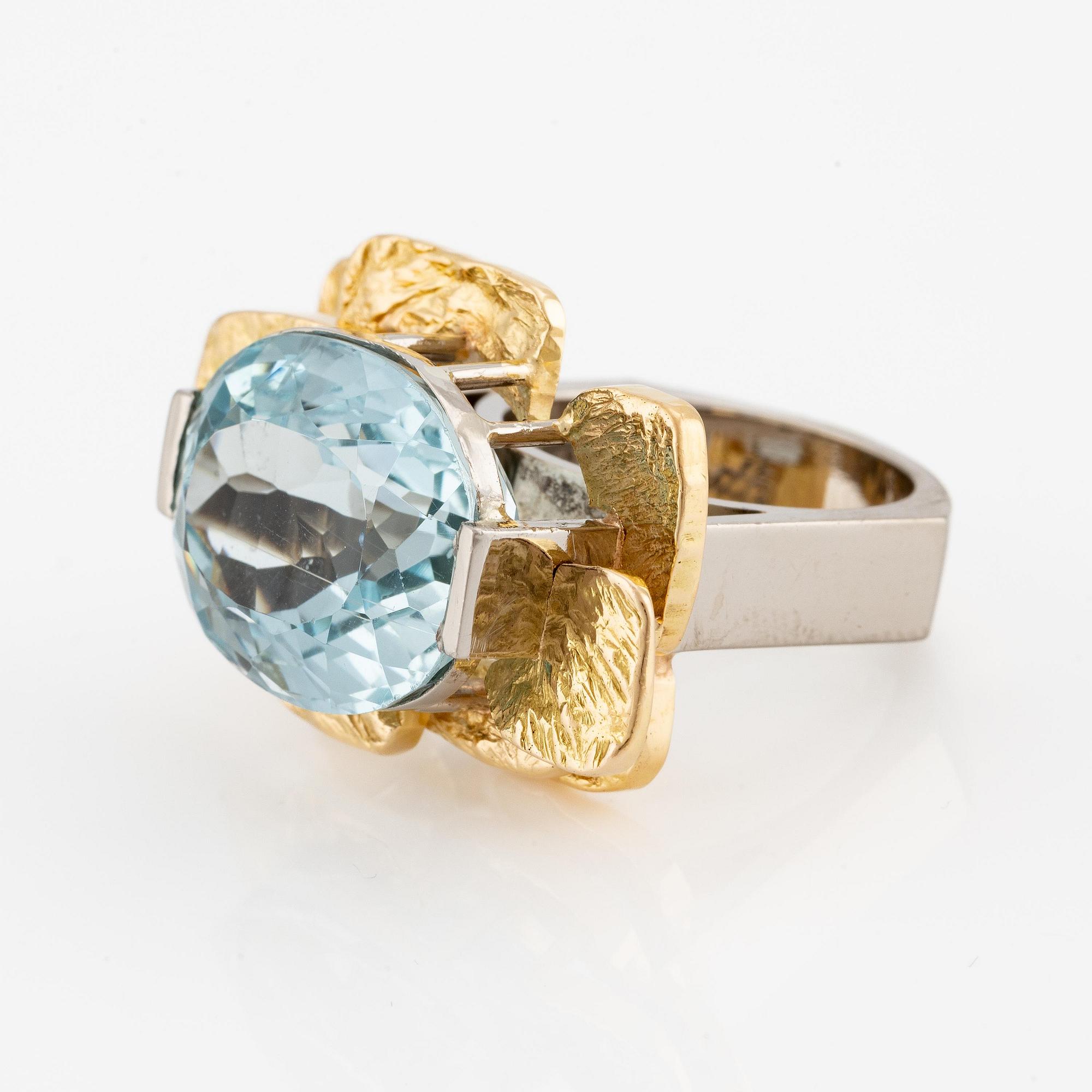 Claës Giertta, a ring, 18K gold and white gold with aquamarine, Stockholm 1970's.