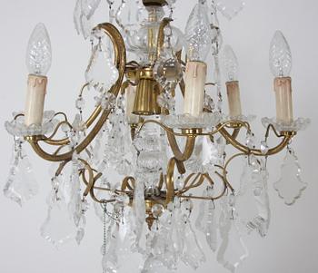 LJUSKRONA, rokokostil. H 56.
Proveniens: Git Gay.