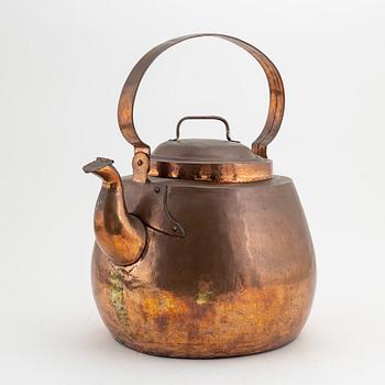 A large copper coffee pot, 19th Century.