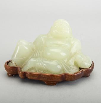 FIGURINER 3 st Kina 1900-tal nefrit.