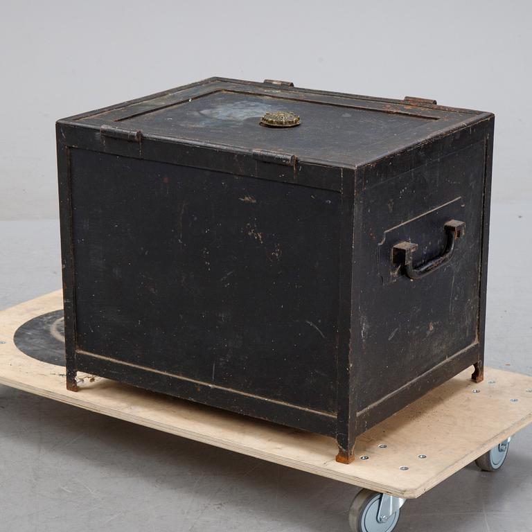 A cast iron chest/safe, late 19th Century.