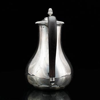 KANNA, silver, Paris, troligen omkring 1900. Vikt ca 260 gram.