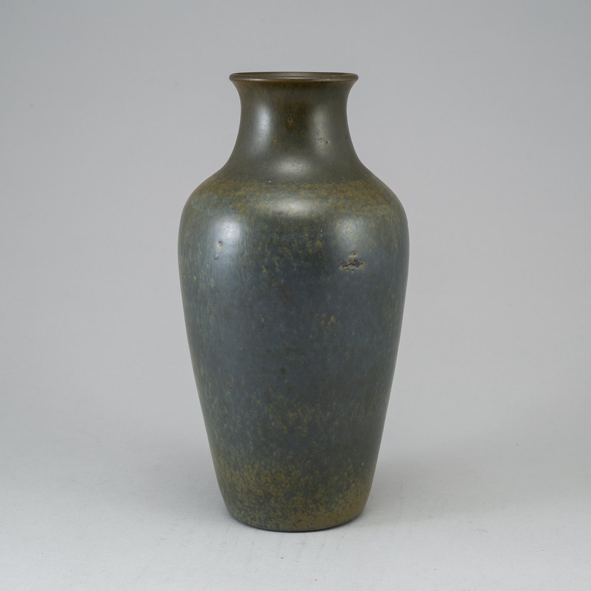 GUNNAR NYLUND, stoneware vase, Rörstrand 1950-60's.