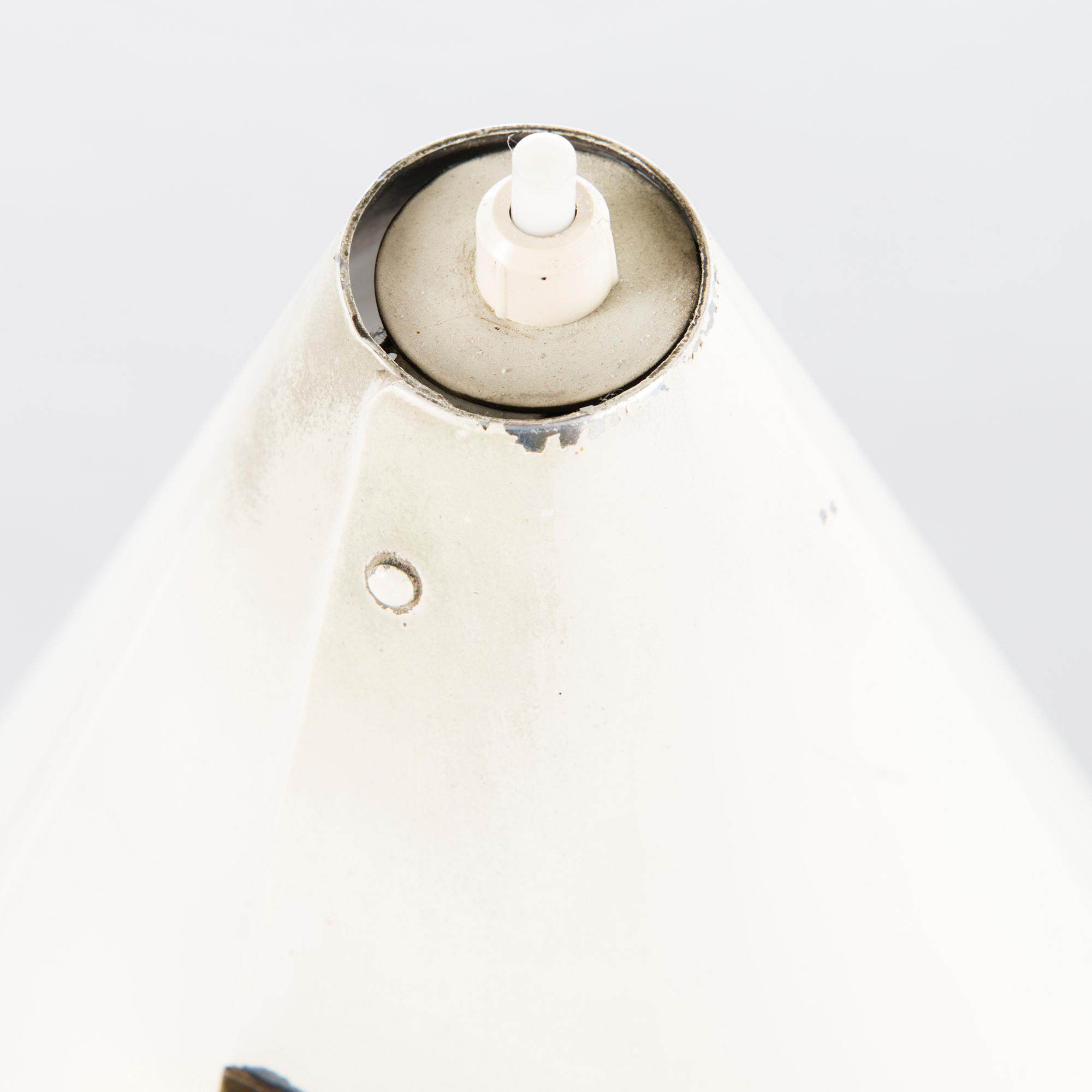 PAAVO TYNELL,GOLVLAMPA, modell K10-10, Idman, 1900-talets mitt.