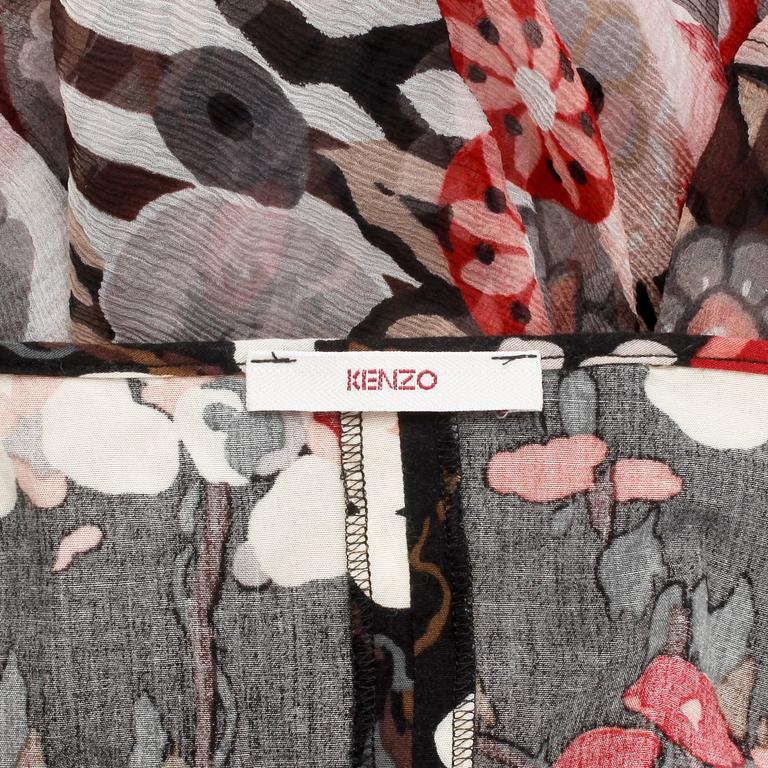 KENZO, a cotton/chiffon flowerprinted blouse.