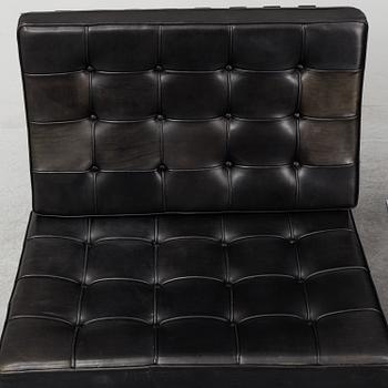 LUDWIG MIES VAN DER ROHE, fåtöljer, ett par, "Barcelona". Knoll International, 1960-tal.