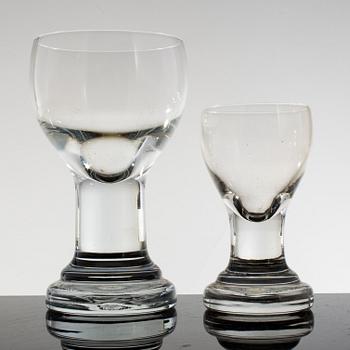BERTIL VALLIEN, glas, 23 st, "Ballad", Kosta Boda, formgivna 1975.
