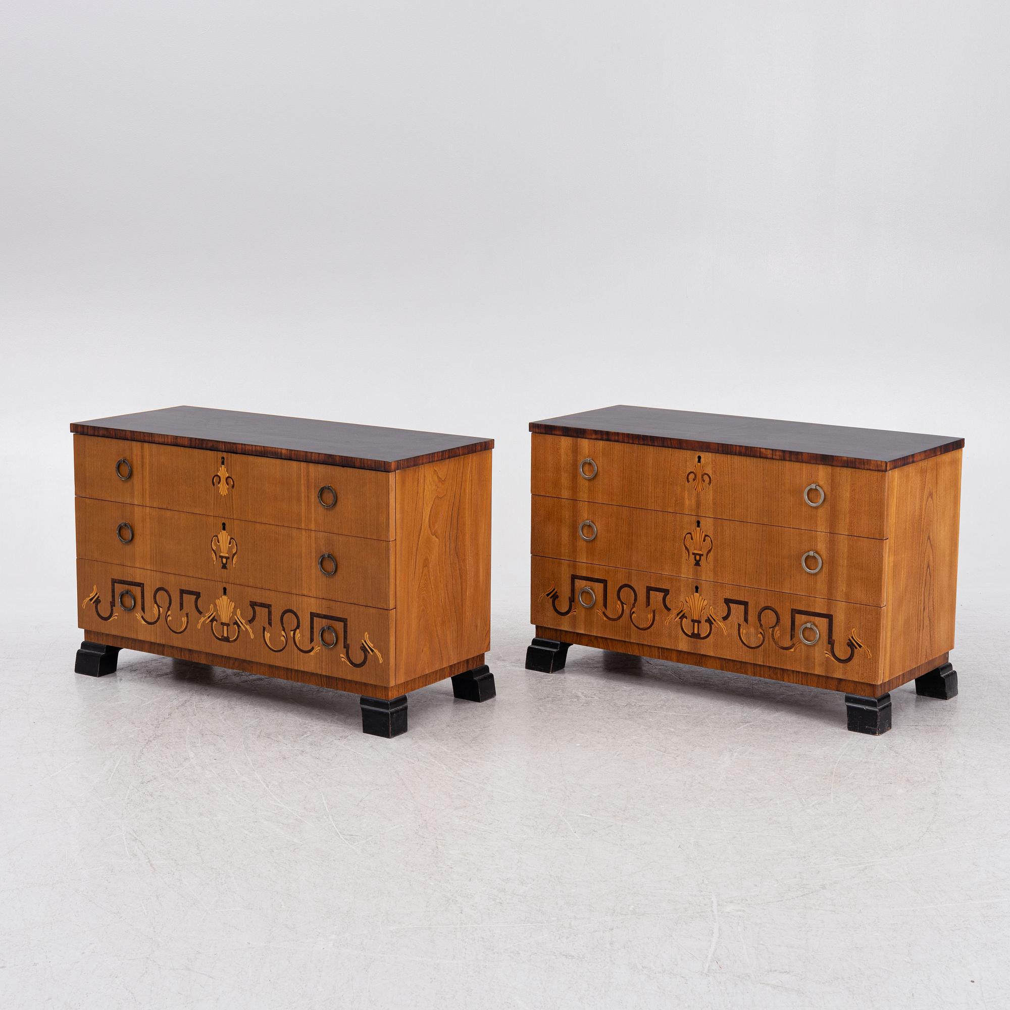 Byråer, ett par, Swedish Grace, 1920/30-tal.