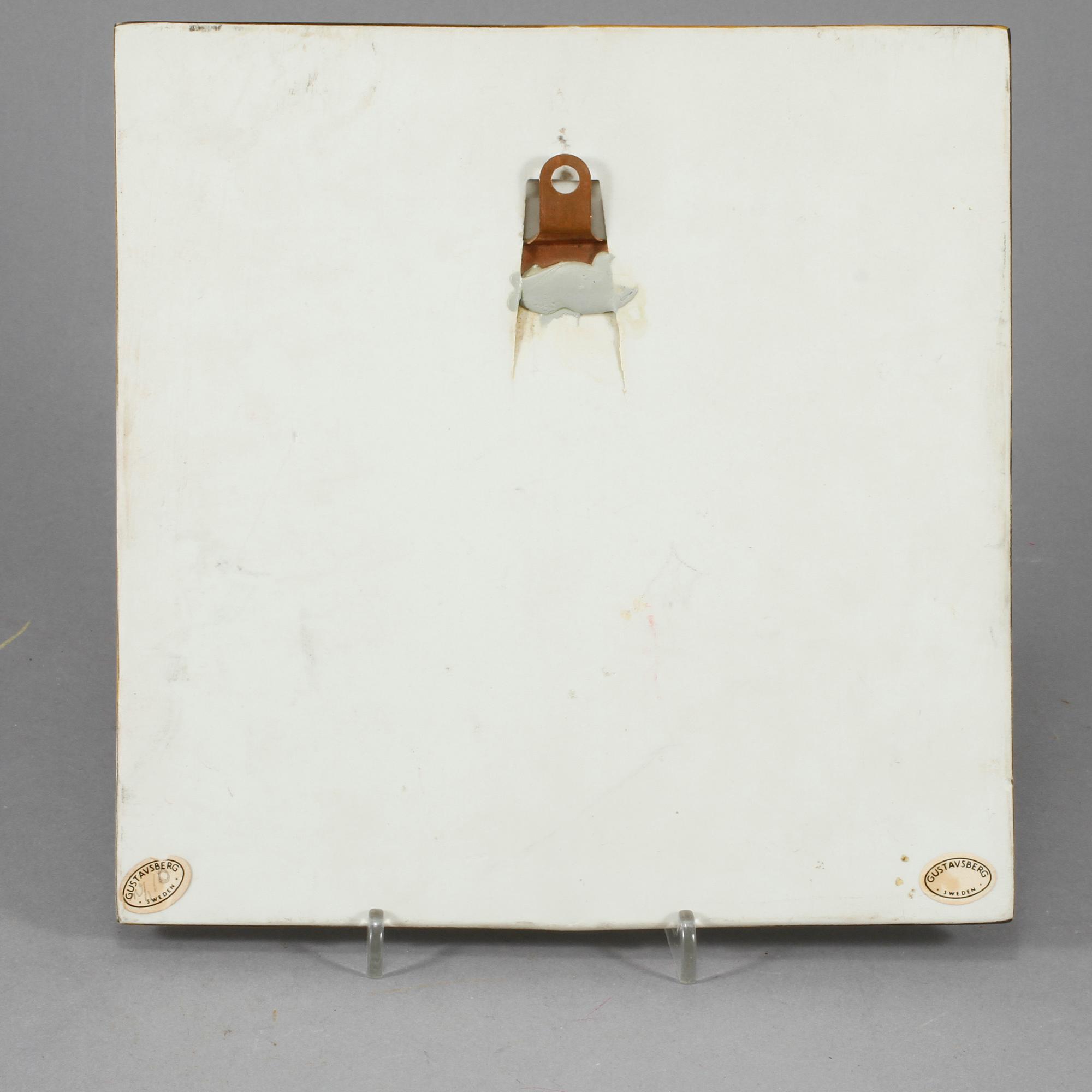 PLAKETT, porslin, Lisa Larson, Gustavsberg, 1900-talets andra hälft.