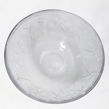 Erik Höglund, an engraved glass bowl "The Emperor's New Clothes", model H 838, Boda 1950s.