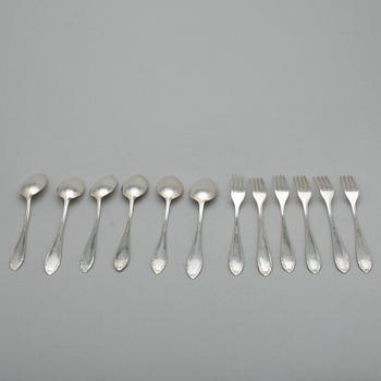 BESTICKSERVIS, silver, 6+6+7, bl.a. CG Hallberg 1962, vikt exklusive knivar ca 572g.