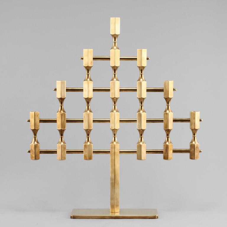 KANDELABER, mässing, Gusum, 1900-talets andra hälft.