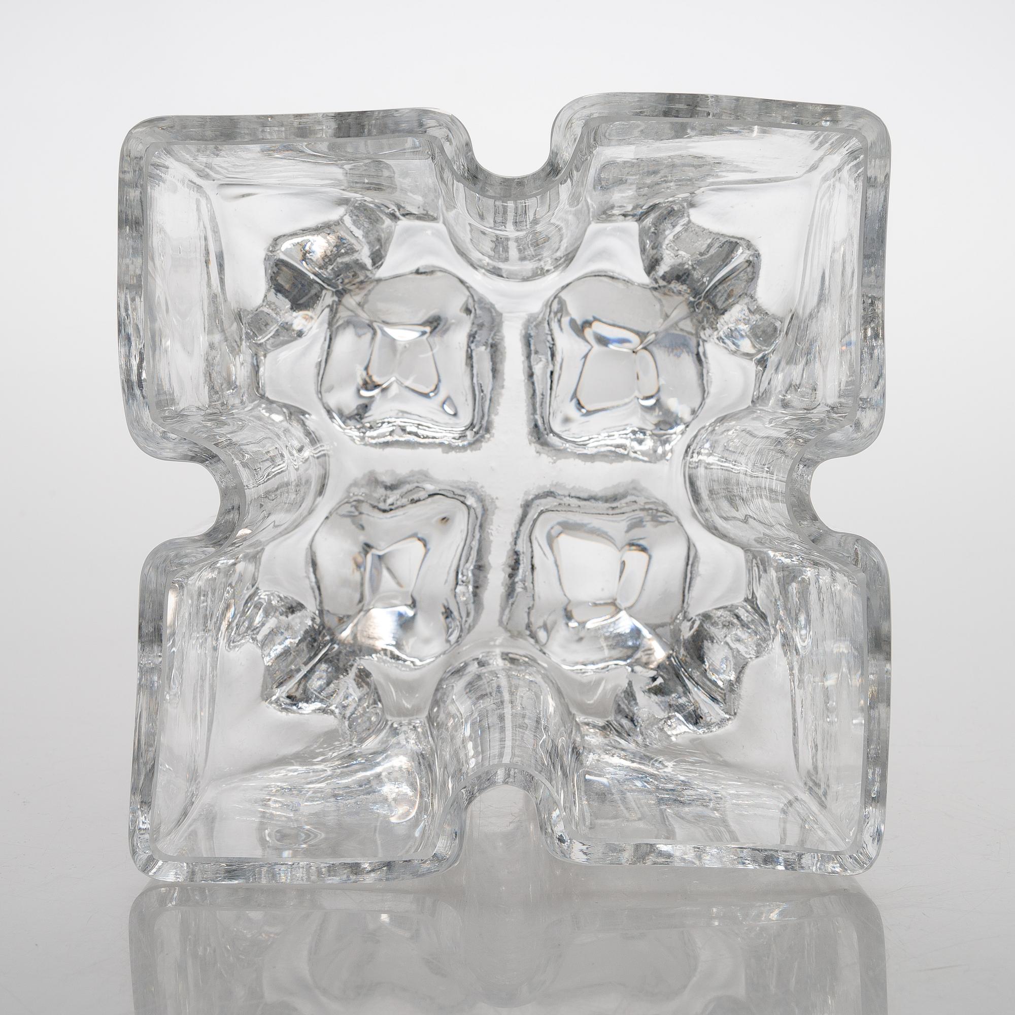 HELENA TYNELL, a '6608' vase signed Helena Tynelll Riihimäen Lasi.