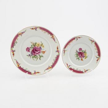 Servis "Josephine" 71 dlr Rosenthal porslin 1900-talets första hälft.