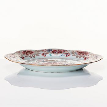 A lobed famille rose dish, Qing dynasty, Qianlong (1736-95).