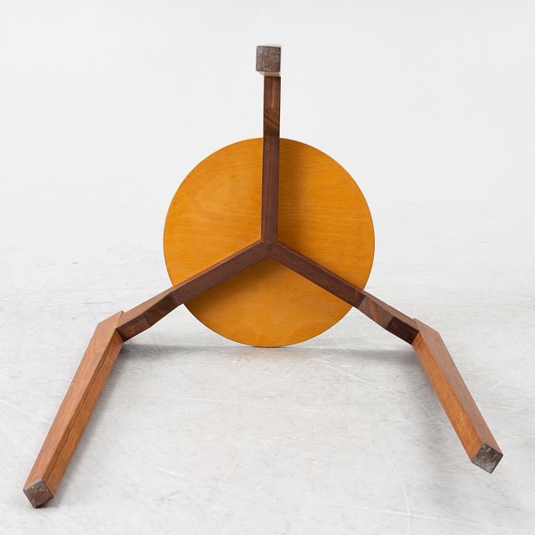 Sidobord, Guteform, 2000-tal.