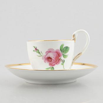 Meissen, servisdelar, porslin, 45 delar, "Red rose", Tyskland, 1800-1900-tal.