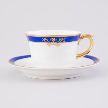 A 70-pcs set of dinnerware and for coffee, Arabia Finland 1932-1949.