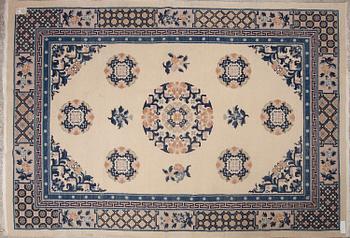 MATTA, Kina. Ca 241x166 cm.
