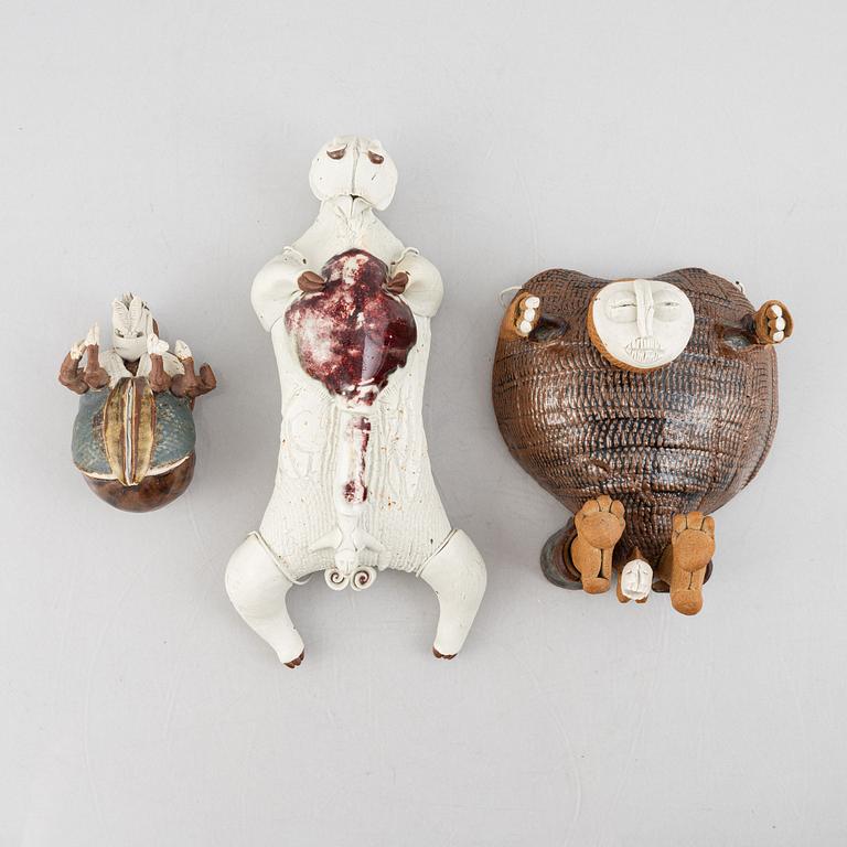 Gösta Grähs, skulpturer, 3 st, stengods, egen ateljé.