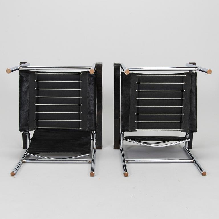 Le Corbusier, fåtöljer, ett par, "LC-1", Cassina, formgiven 1928.