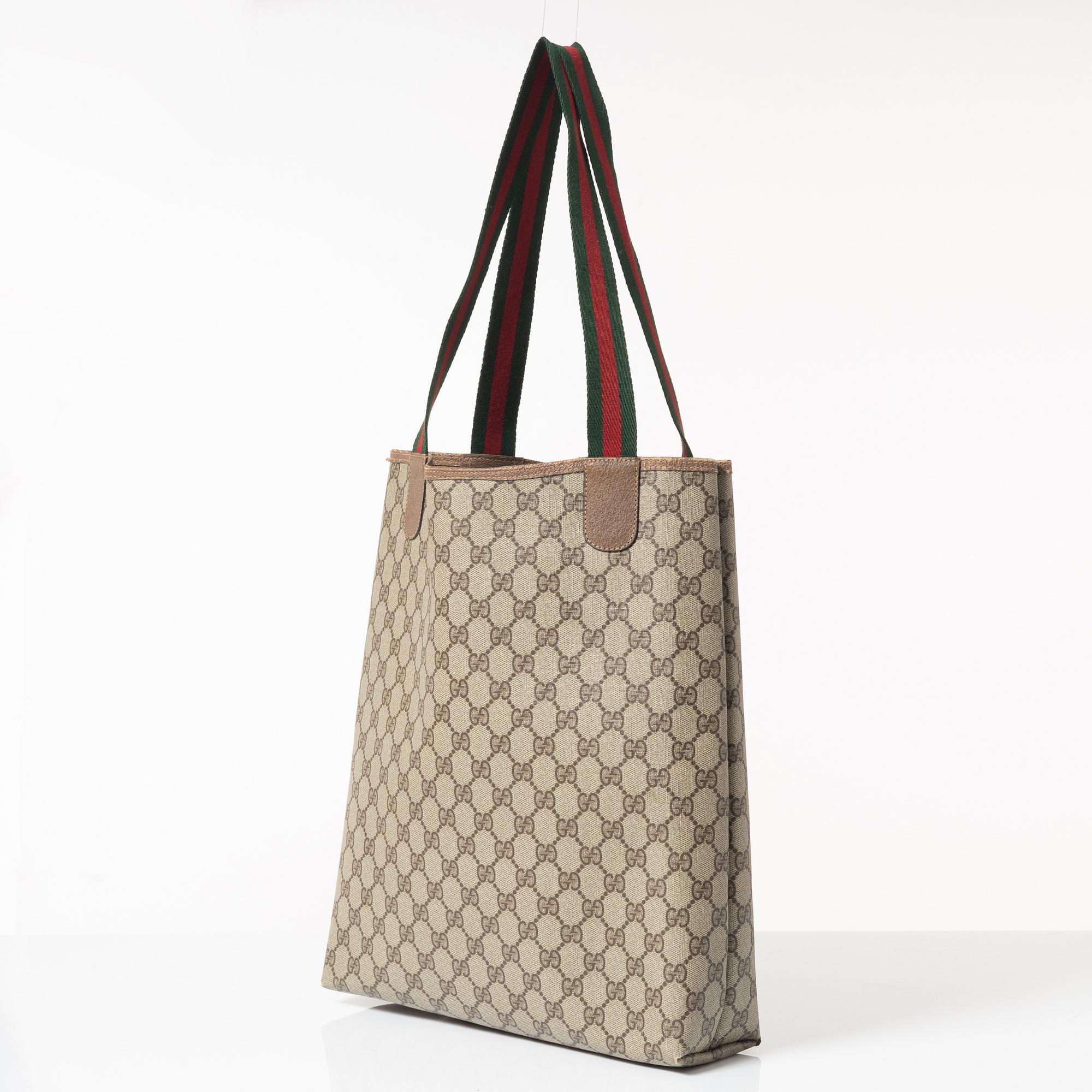 Gucci,.
