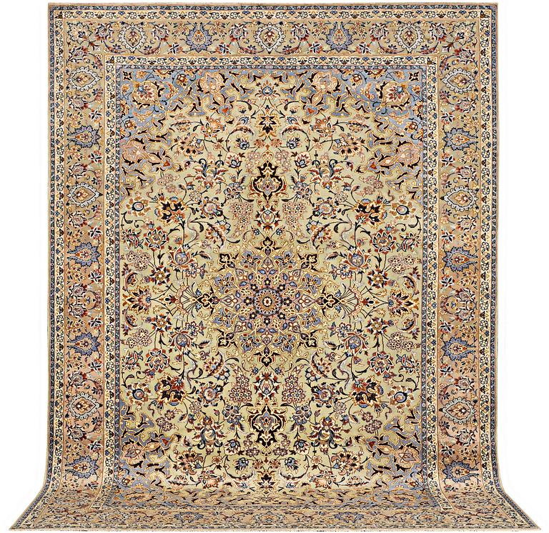 A carpet, Kashan, ca 384 x 274 cm.