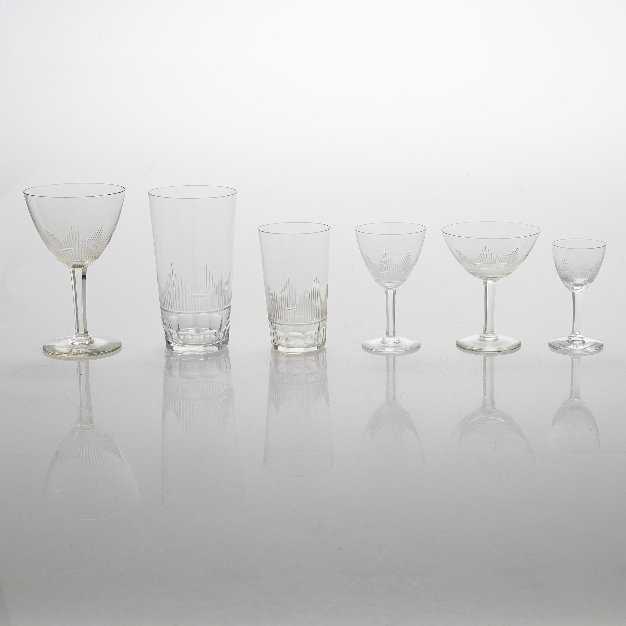 A 1940's  30-piece glassware, 'Marjatta' for Iittala.