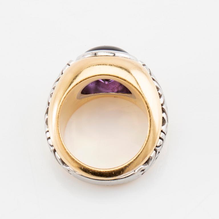 Ring 18K white and red gold with an amethyst, Asprey London.