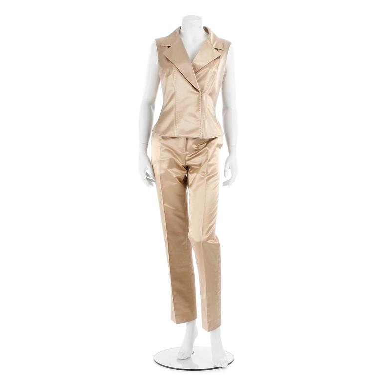 MAX MARA, dräkt bestående av väst samt byxa. Storlek 40 resp 42.