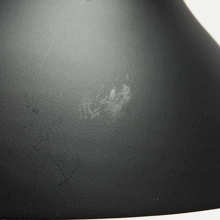 Aerin, lattiavalaisin "Charlton", 2000-luku.