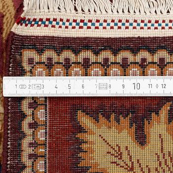 Rug, Tabriz, figural, signed, approx. 285 x 196 cm.