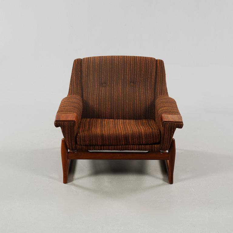 A chair, model "Excellent", designed by Johannes Andersen for Trensums Fåtöljbabrik approx 1961.